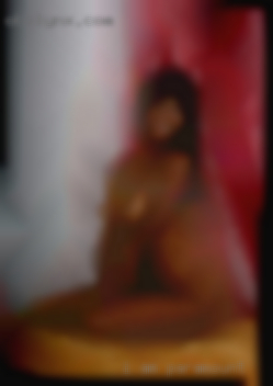 I am a long time married in Paramount lady. I am a long time married in Paramount lady.