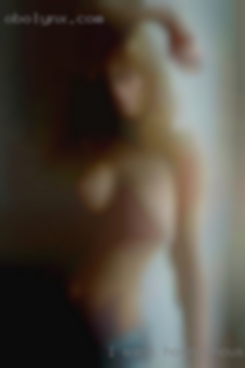 I want to meet a horny housewives real man! I want to meet a horny housewives real man!